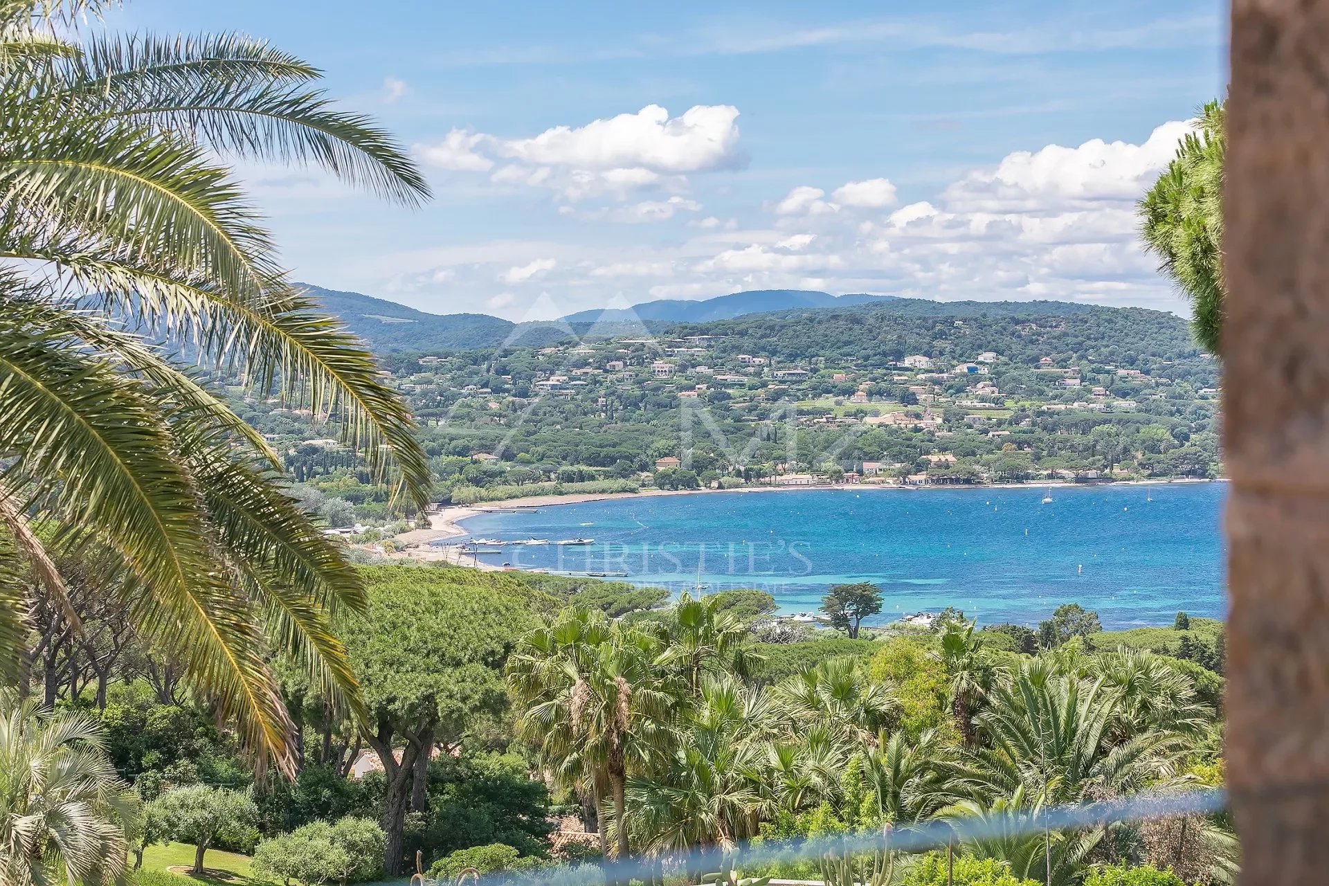 Castle Apartment Château Borelli landscaped park with swimming pool, 4 bedrooms in Saint Tropez