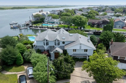 Family Residence, Residential