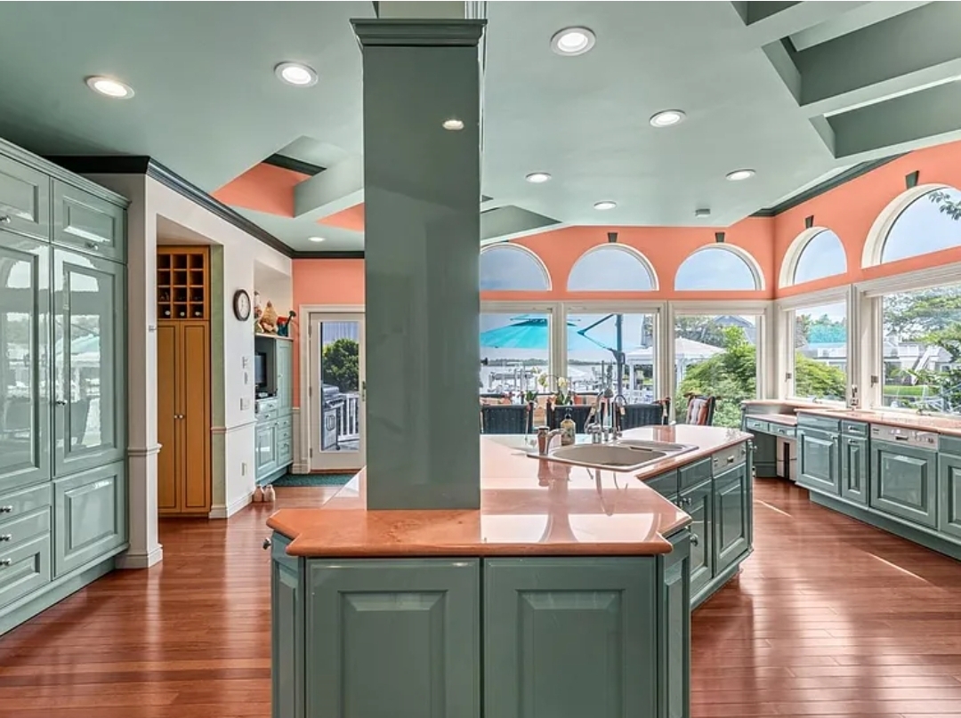 Family Residence, Residential