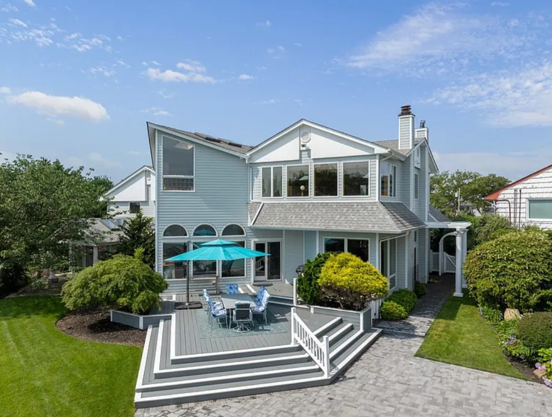 Family Residence, Residential